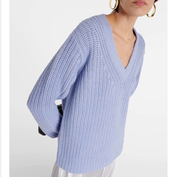 Vince V-Neck Sweater - Soft Lavender - Picture 1 of 4
